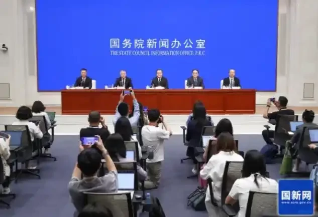 “十五五”聚焦6大重点，加快推进教育强国建设｜开局起步“十五五”新闻发布会